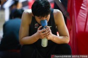 折翼的巨人 CBA体测“夺命十七折”让王哲林累瘫吸氧