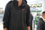 男篮红蓝合并后首度亮相上海滩 易建联领衔出征世预赛